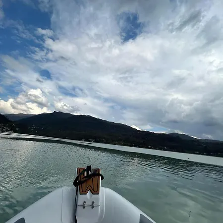 船屋 Rent A Boat Lapo *